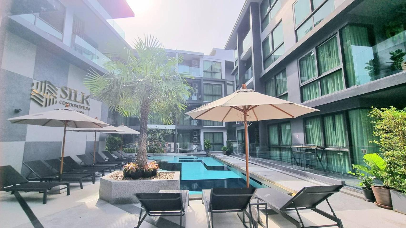 B301 Seaview Three Beds, Two Baths At